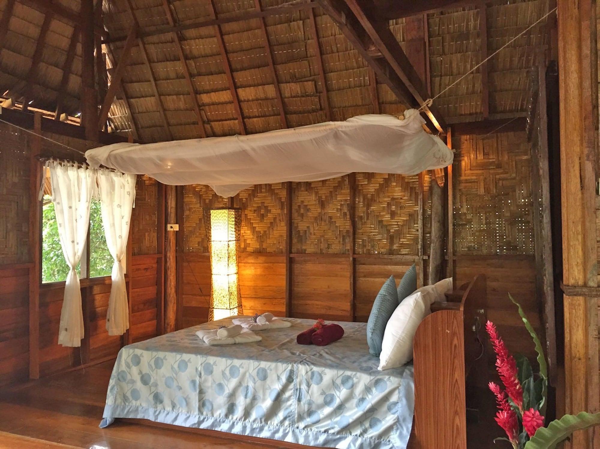 Banyan Bay Villas Koh Jum Exterior photo
