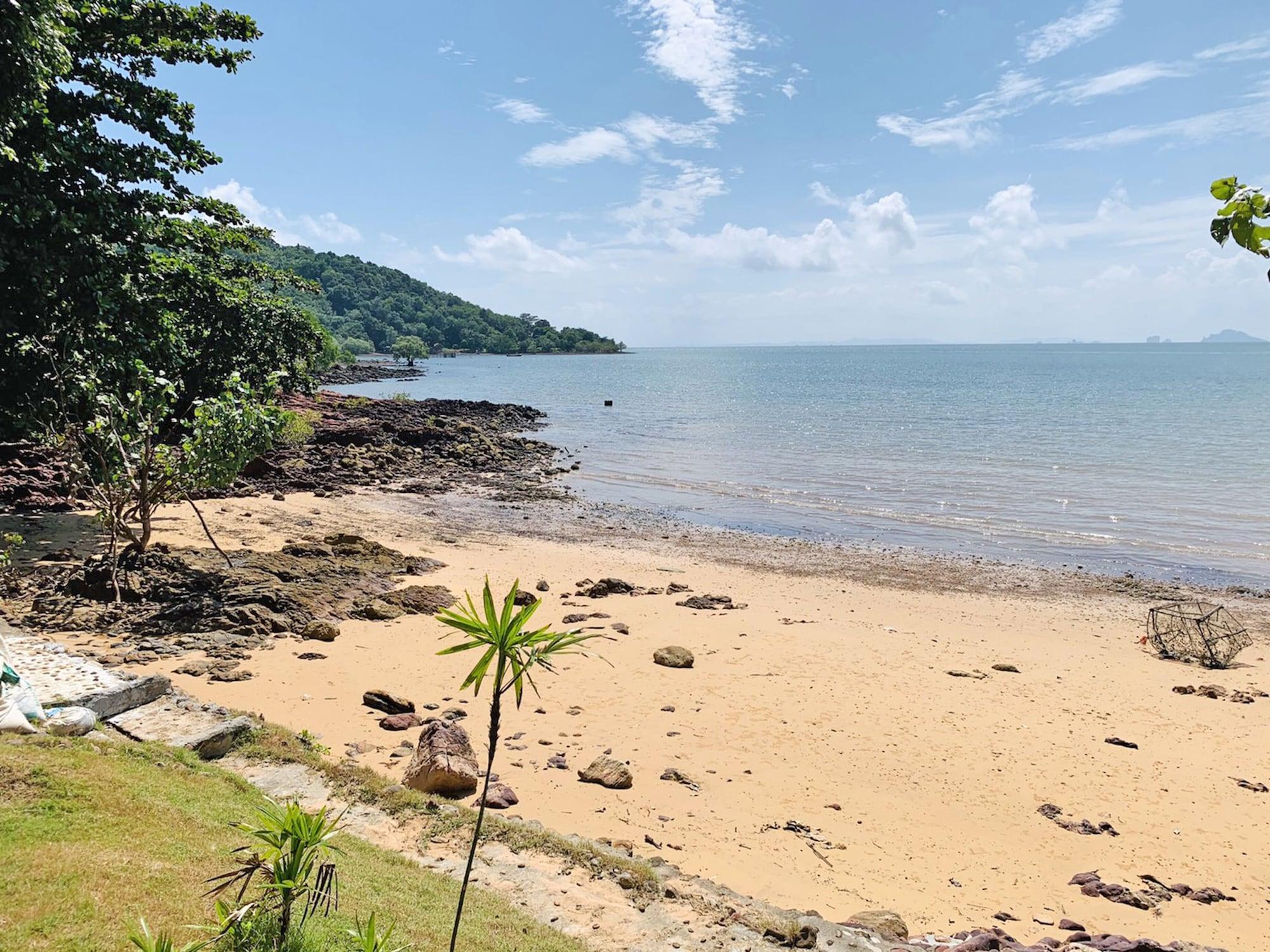 Banyan Bay Villas Koh Jum Exterior photo