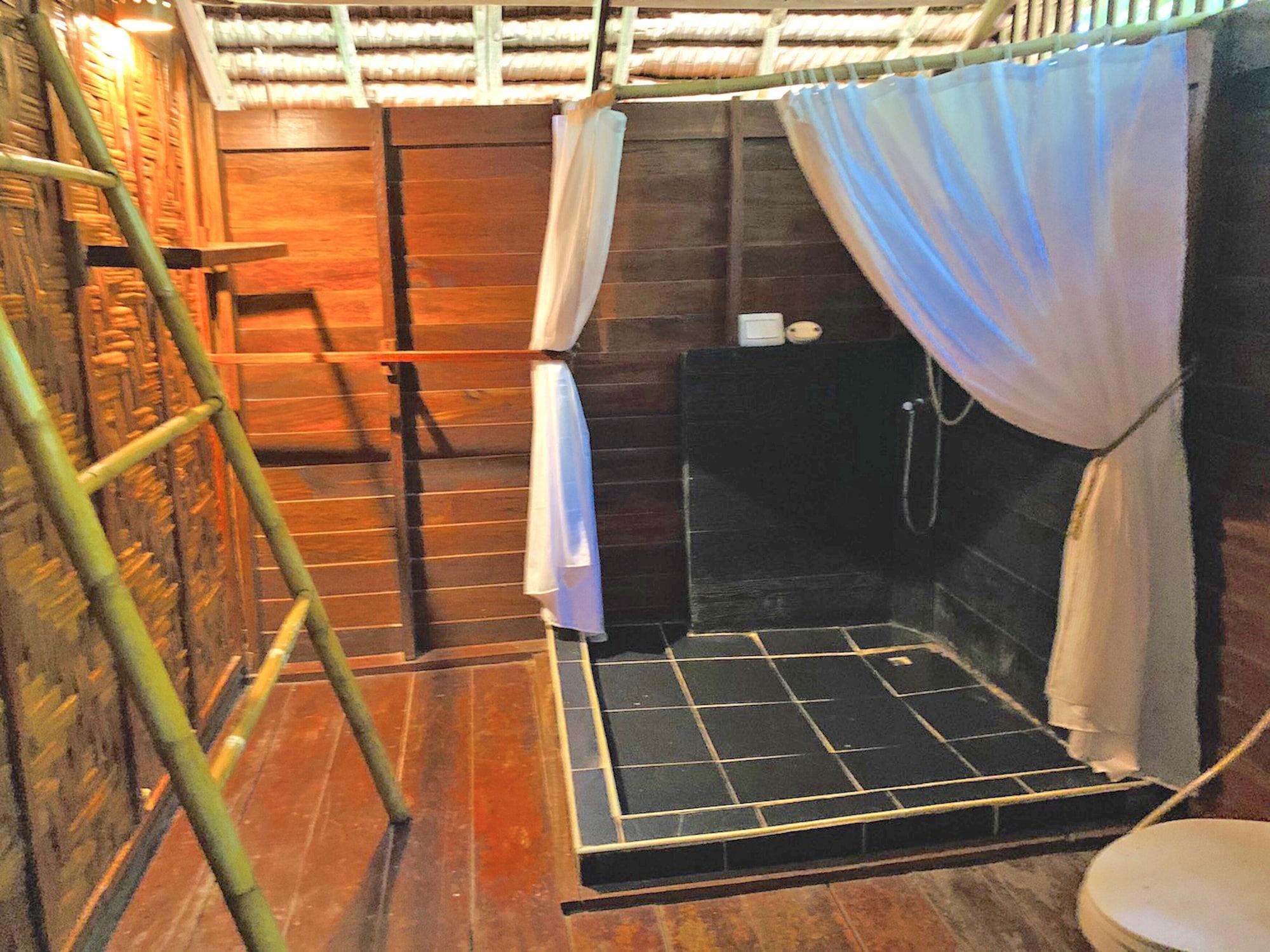 Banyan Bay Villas Koh Jum Exterior photo