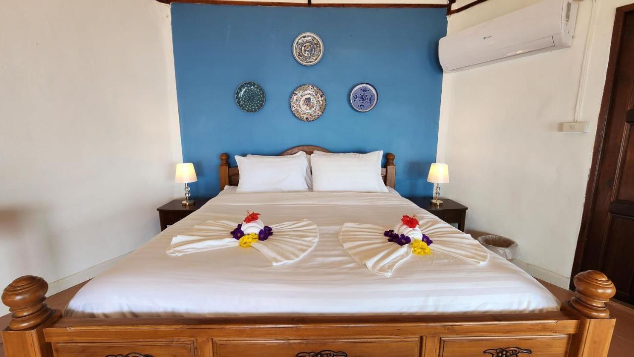Banyan Bay Villas Koh Jum Exterior photo
